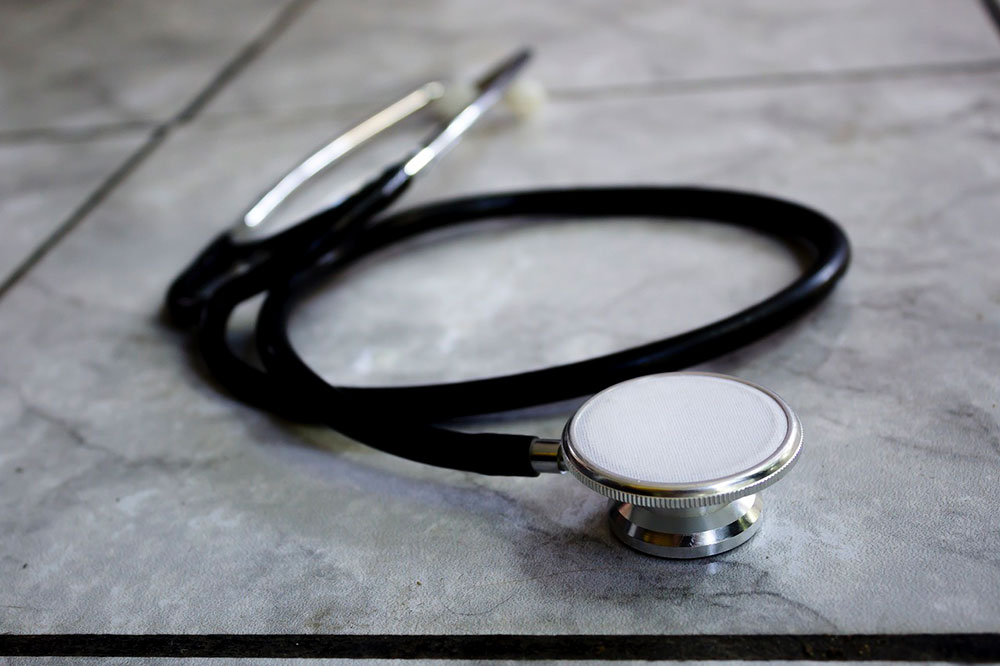 Baja por enfermedad común y arrendamiento como actividad económica